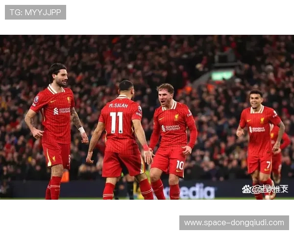 英超中游队伍竞争激烈 保级战形势比以往更加严峻